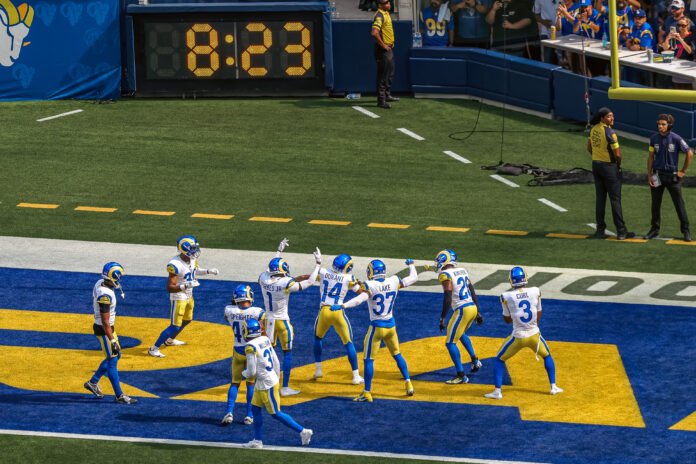 rams celebrate touchdown vs texas titans