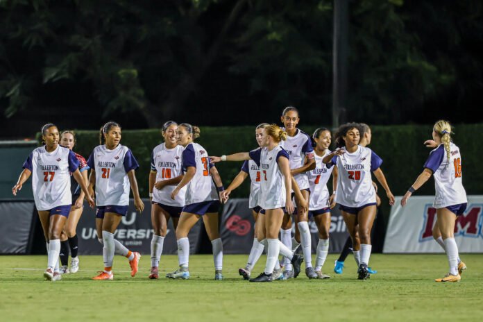 Cal State Fullerton Girls SOccer