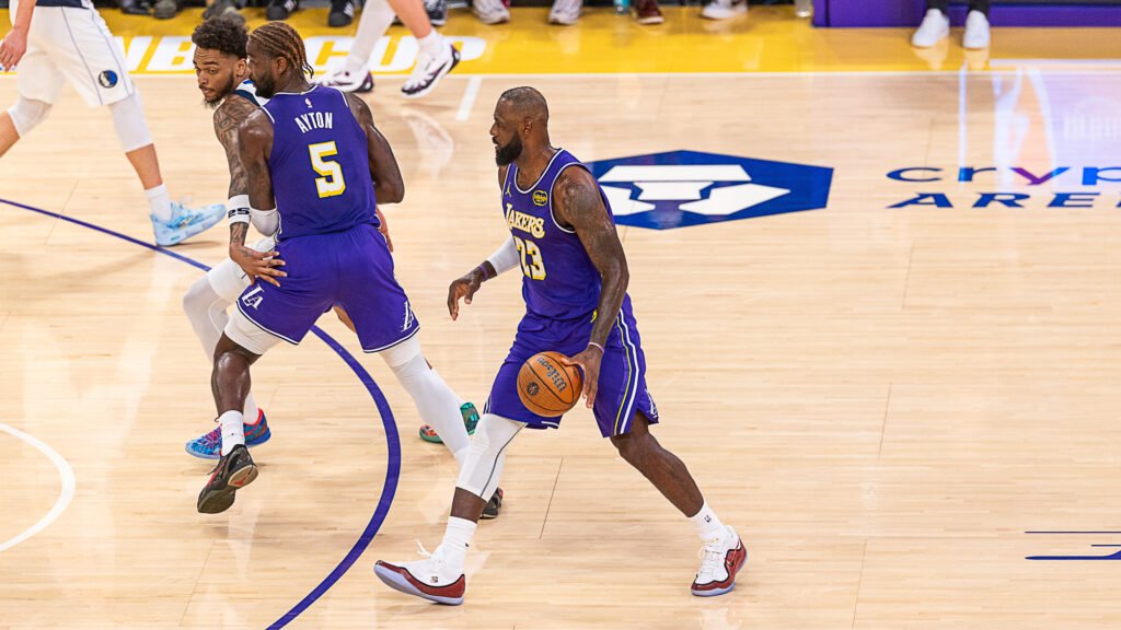 LA Lakers Forward Lebron James vs Dallas Mavericks at Crypto Arena in Los Angeles California. Photo Credit: BZFilms Sports Marketing Agency - Bruno De Witt Zanotto