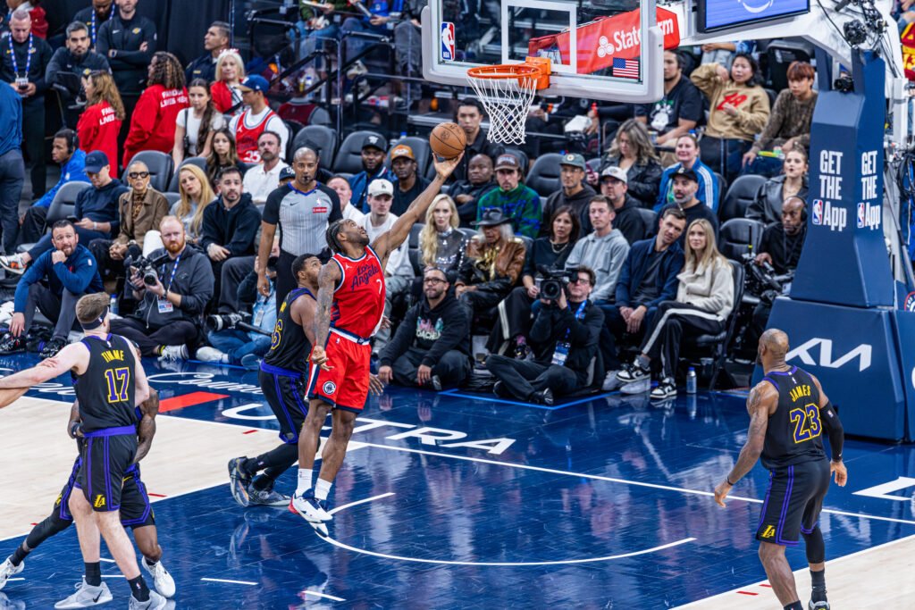 Los Angeles Clippers Kawhi Leonard takes a shot at an NBA basketball game vs Los Angeles Lakers at Intuit Dome, in Inglewood California - Photo Credit: BZFilms Sports Marketing Agency - Bruno De Witt Zanotto