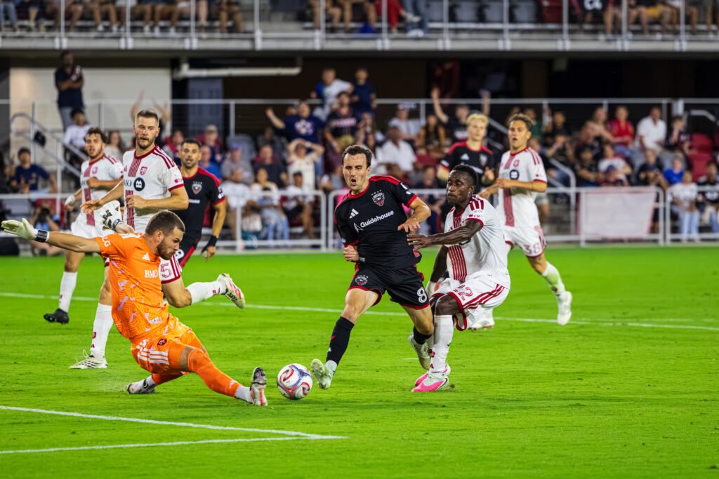 MLS - Jared Stroud attempting a final touch to try and find a late lead for DC United at Audi Field in Washington DC on July 25th, 2026. Photo Credits. - Omar Yair Soto