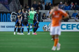 San Jose Earthquakes players celebrate their 1–0 victory over Houston Dynamo FC at PayPal Park.